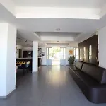 كابتن كاراس هوليدايز