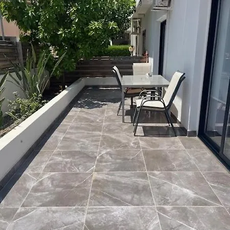 Apart-hotel Captain Karas Holidays