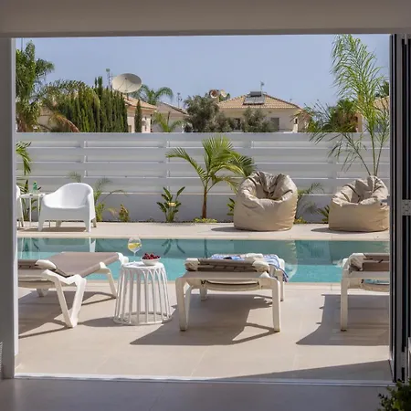 公寓式酒店 卡拉斯假日公寓 普罗塔拉斯