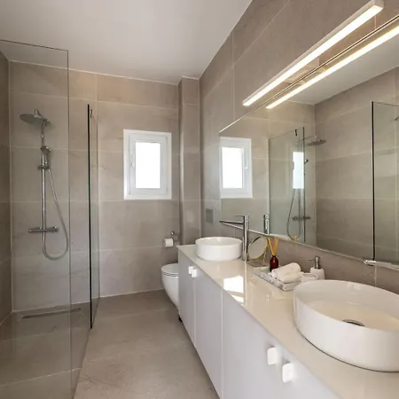 卡拉斯假日公寓 公寓式酒店 3*