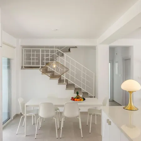 卡拉斯假日公寓 3* 普罗塔拉斯