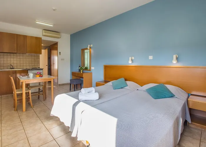 Captain Karas Holidays Appart hôtel 3*