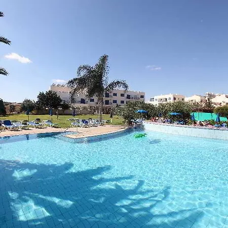 Captain Karas Holidays 3*