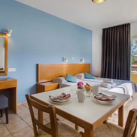 Captain Karas Holidays Apart-hotel 3*