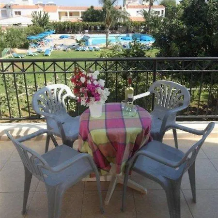 Aparthotel Captain Karas Collection