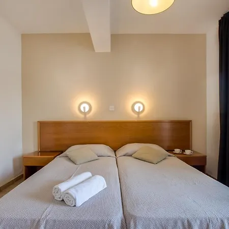 Captain Karas Holidays Apart Otel 3*