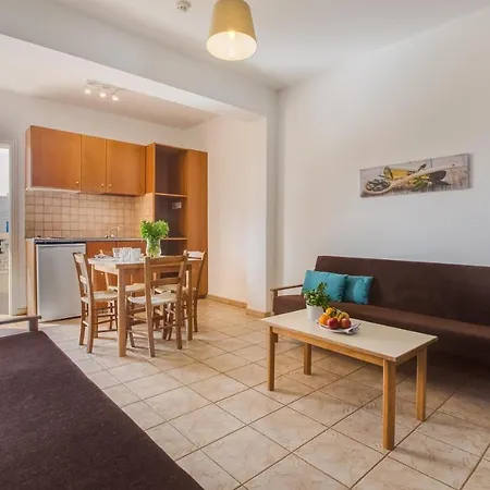 Captain Karas Holidays Hotel apartamentowy Protaras
