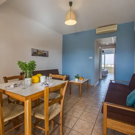 Aparthotel Captain Karas Holidays 3*