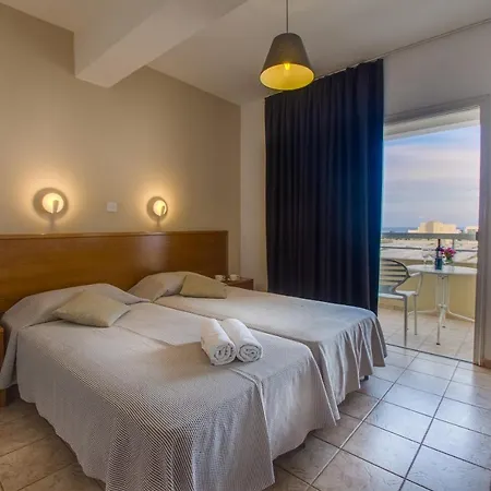 Aparthotel Captain Karas Holidays 3*