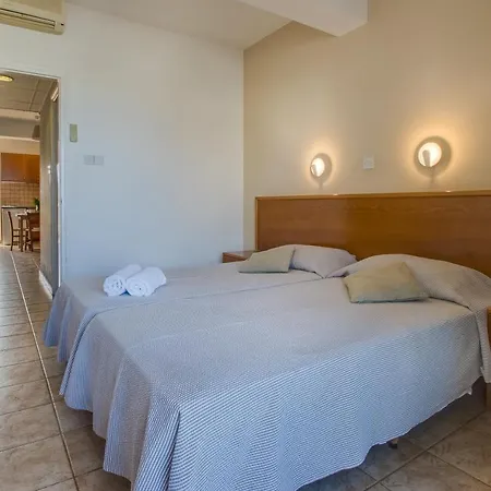 Captain Karas Holidays Apart Otel Protaras