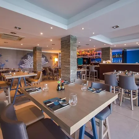 Captain Karas Holidays Aparthotel