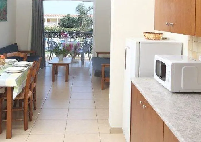 Apart-hotel Captain Karas Holidays