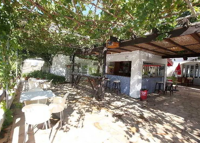 Captain Karas Holidays Hotel apartamentowy Protaras