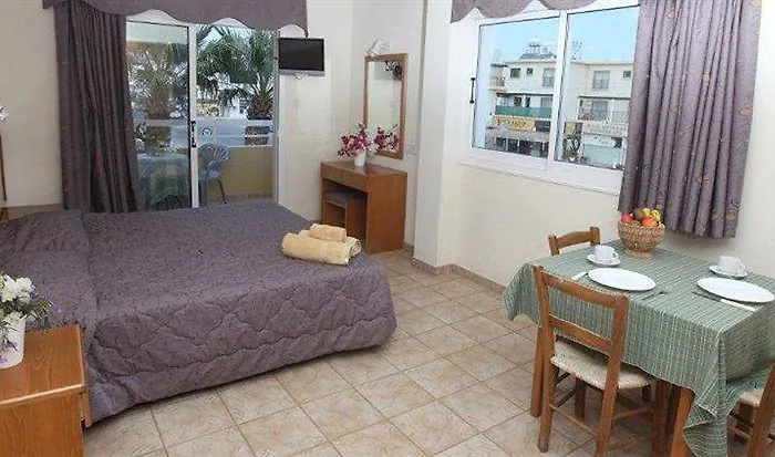 Aparthotel Captain Karas Holidays