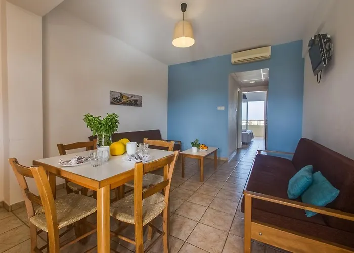 Apart-hotel Captain Karas Holidays 3*